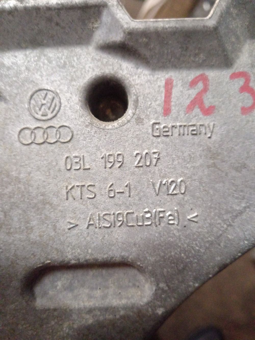 Кронштейн двигателя правый, 1800 рублей, Рязань