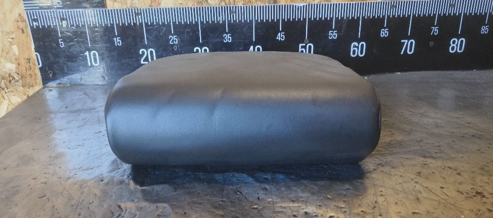 Подголовник сиденья, 2200 рублей, Рязань